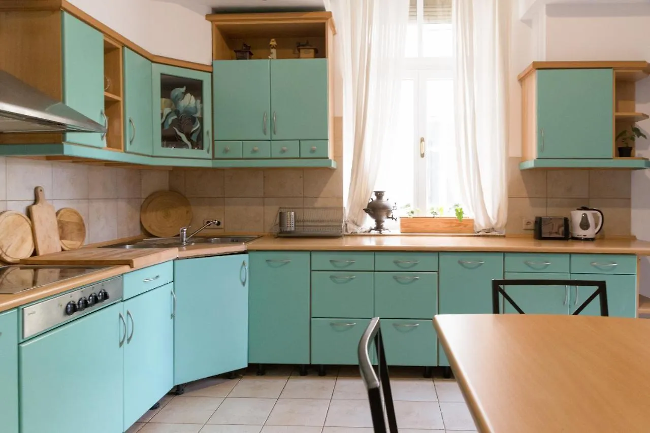 One & Only City Center Apartment Up To 8 Guests Krakow Poland